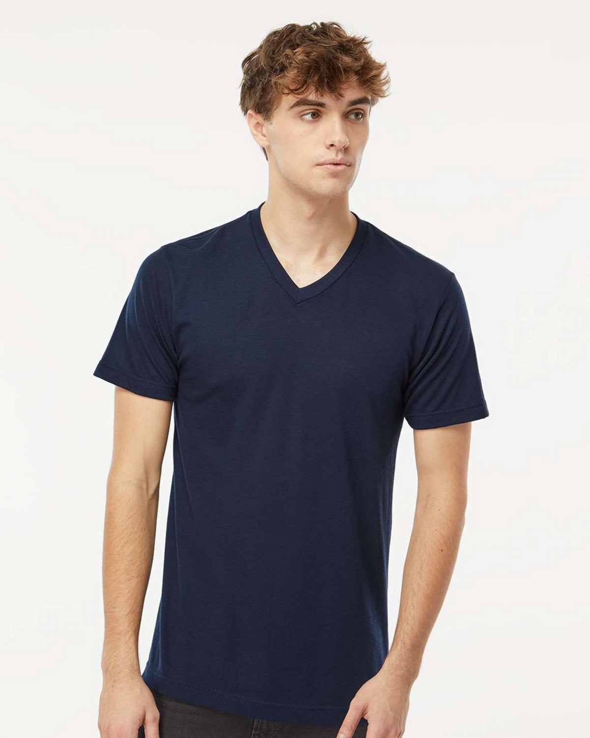 Deluxe Blend V-Neck - Men's T-Shirt - M&O 3543