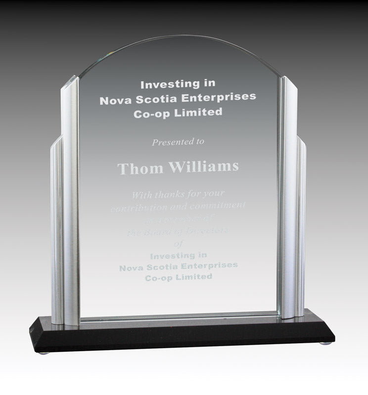 Onyx Series - Glass Curve With Aluminum Uprights And Black Base